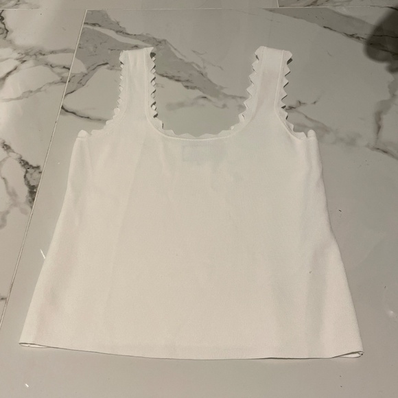 TUCKERNUCK White Ric Rac Compression Tank - Picture 5 of 6